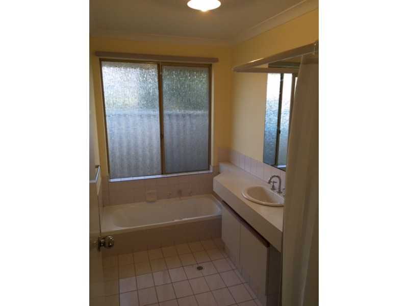 14 Makin Court, Byford WA 6122