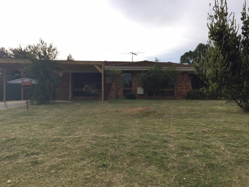 1 Cull Court, Armadale WA 6112