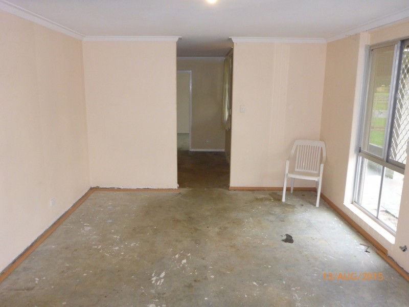 1 Burrowa St, Armadale WA 6112