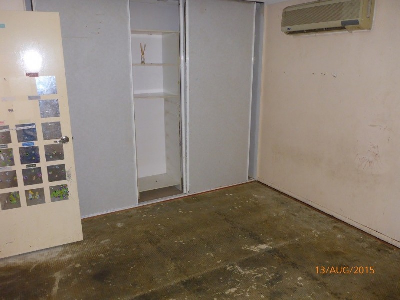 1 Burrowa St, Armadale WA 6112