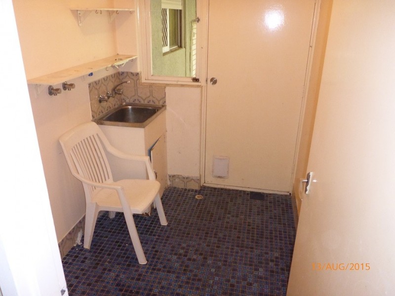 1 Burrowa St, Armadale WA 6112