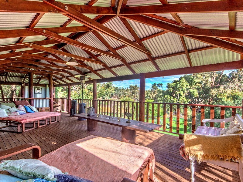 21 McKay Drive, Serpentine WA 6125