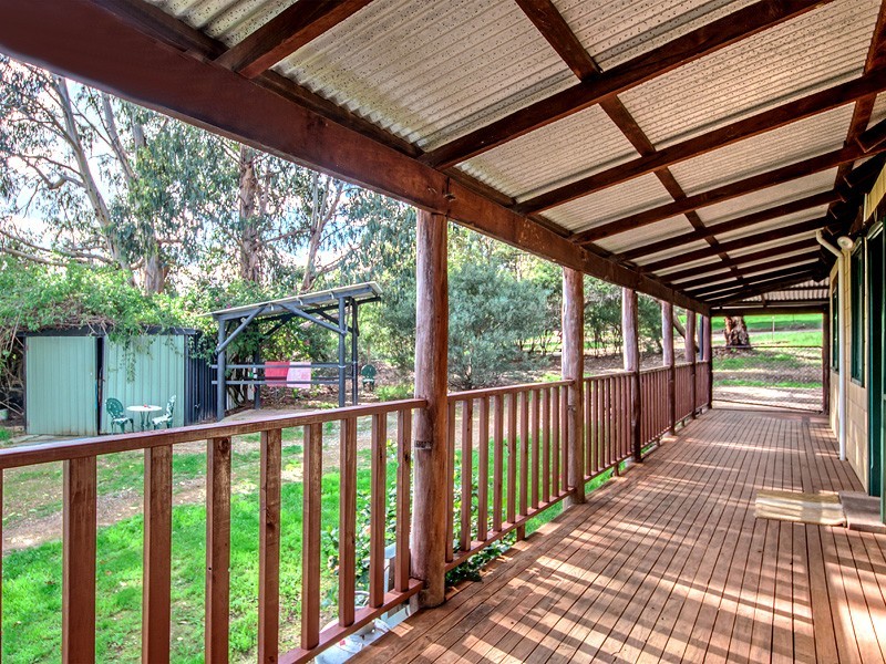 21 McKay Drive, Serpentine WA 6125