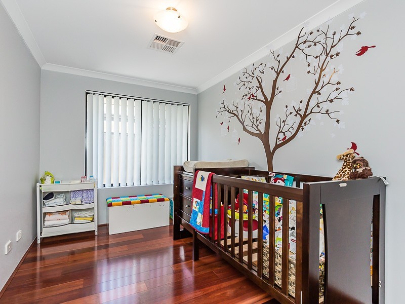 23 Torino Crescent, Piara Waters WA 6112