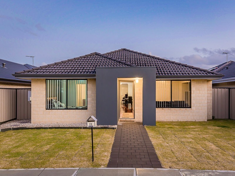23 Torino Crescent, Piara Waters WA 6112