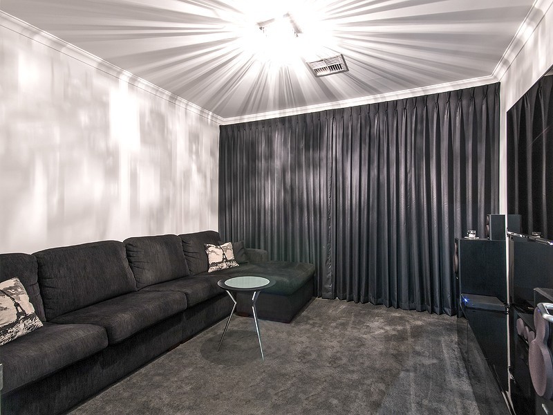 11 Cochins Street, Southern River WA 6110