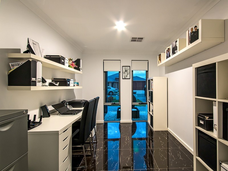 11 Cochins Street, Southern River WA 6110