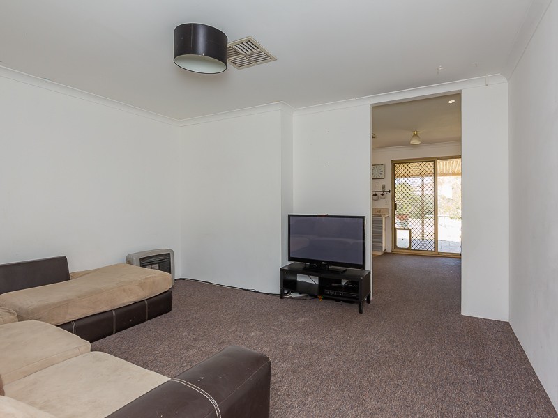 22 Lemon Grove, Seville Grove WA 6112