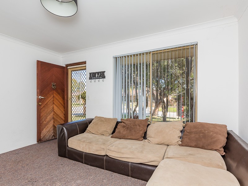 22 Lemon Grove, Seville Grove WA 6112