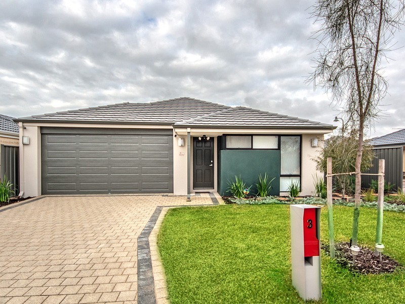 3 Ernest Way, Hilbert WA 6112