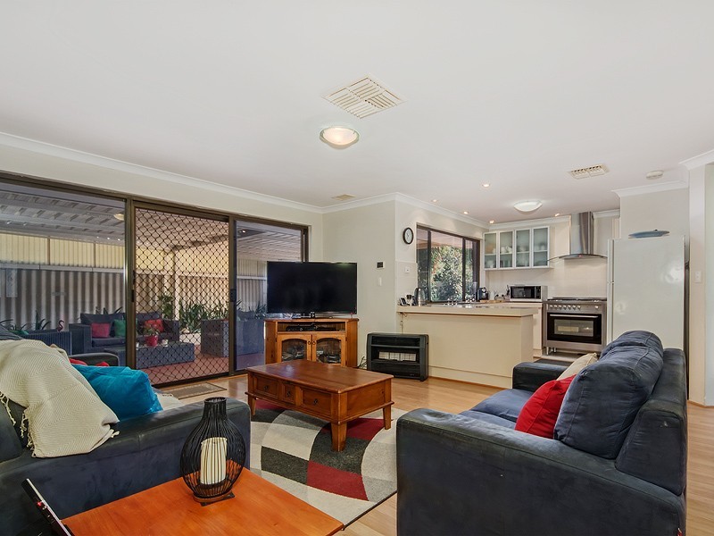 3 Fortunella Grove, Seville Grove WA 6112