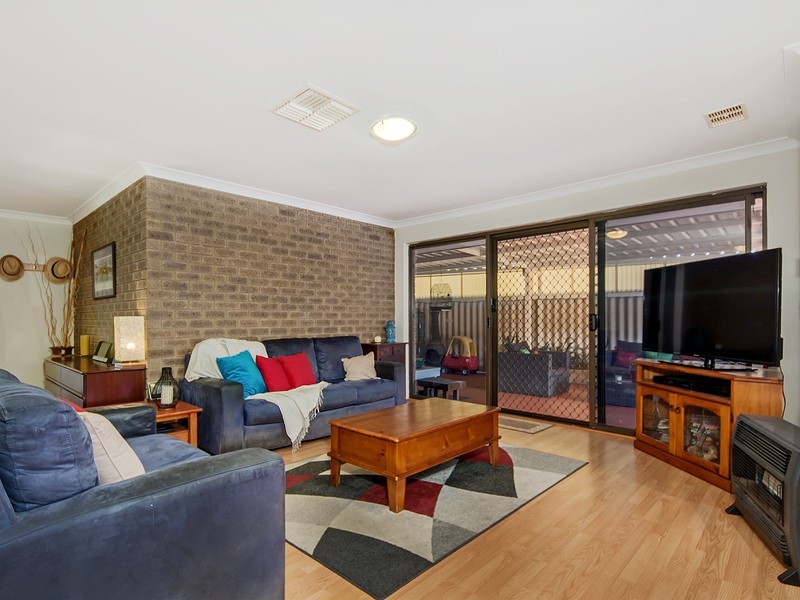 3 Fortunella Grove, Seville Grove WA 6112