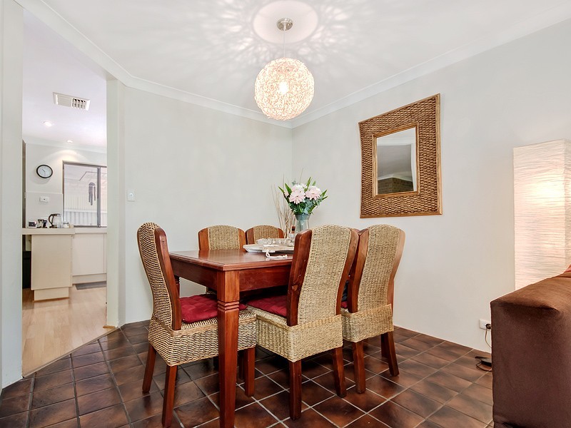 3 Fortunella Grove, Seville Grove WA 6112