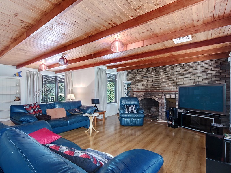 20 Delta Court, Darling Downs WA 6122