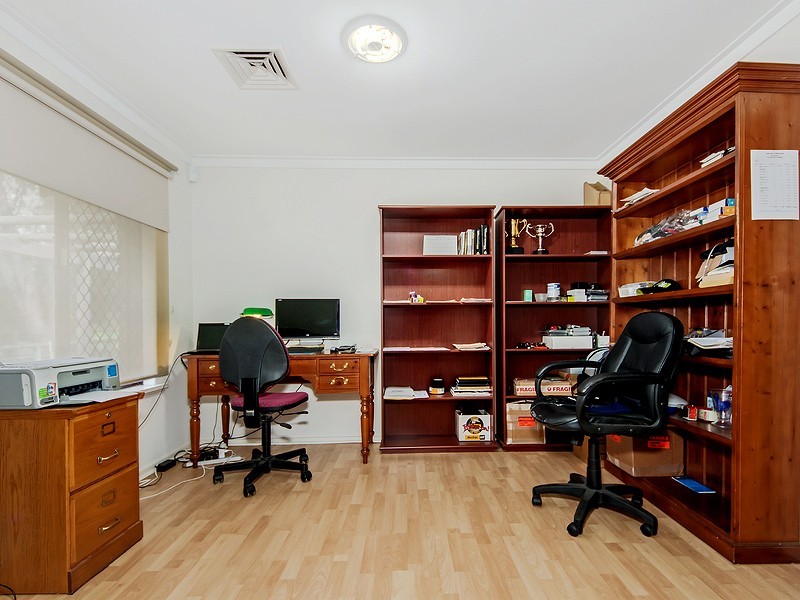 20 Delta Court, Darling Downs WA 6122