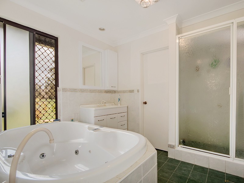 20 Delta Court, Darling Downs WA 6122