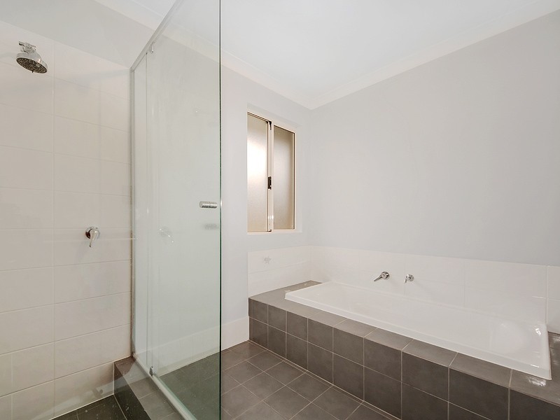 32 Barraberry Way, Byford WA 6122