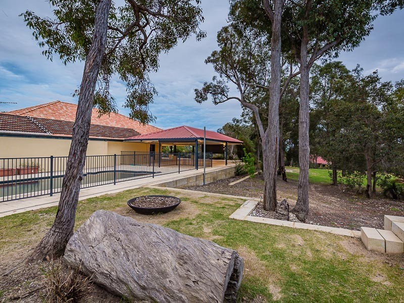 11 Waterwheel Road North, Bedfordale WA 6112