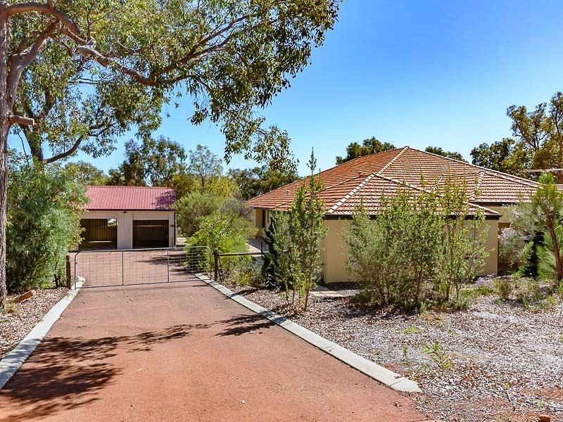 11 Waterwheel Road North, Bedfordale WA 6112