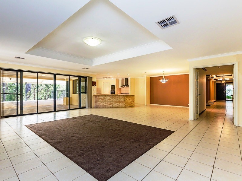 11 Waterwheel Road North, Bedfordale WA 6112