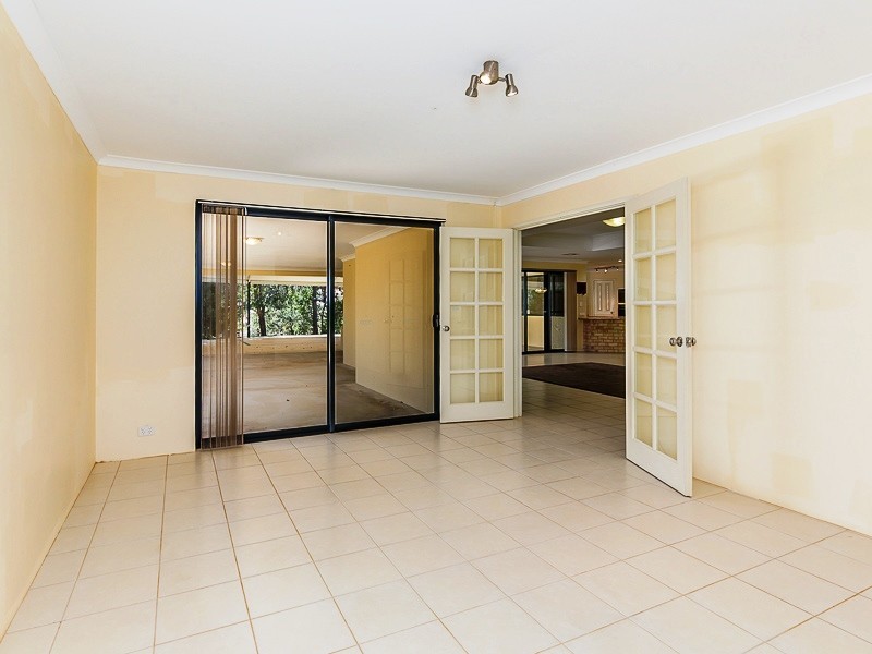 11 Waterwheel Road North, Bedfordale WA 6112