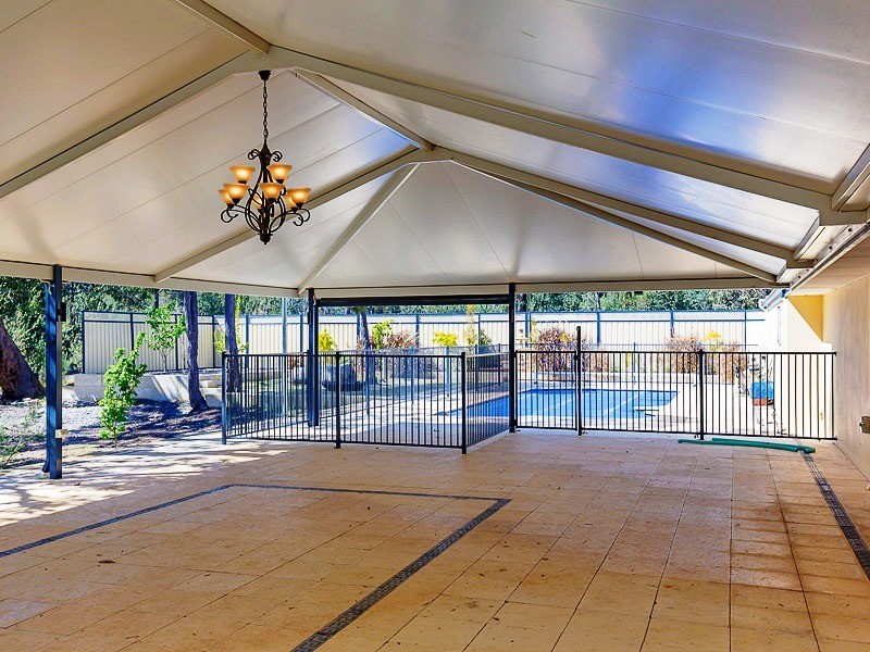 11 Waterwheel Road North, Bedfordale WA 6112