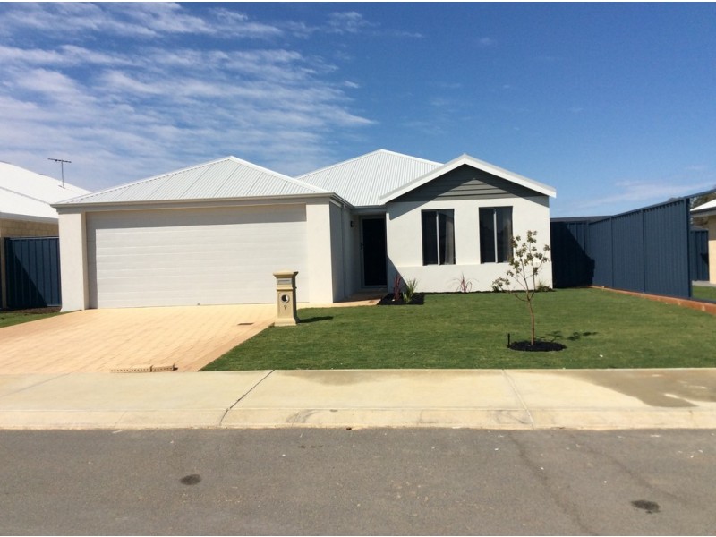 9 Sarsparilla Ramble, Byford WA 6122