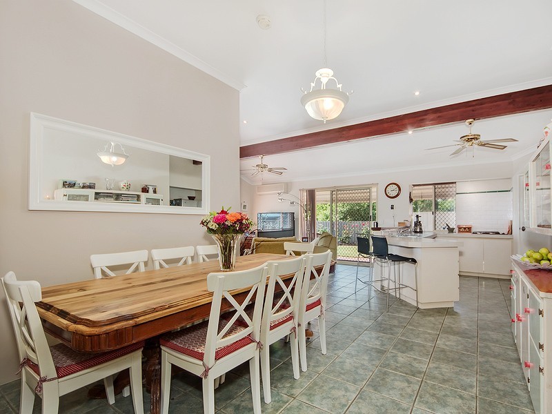 8 Bradshaw Road, Byford WA 6122