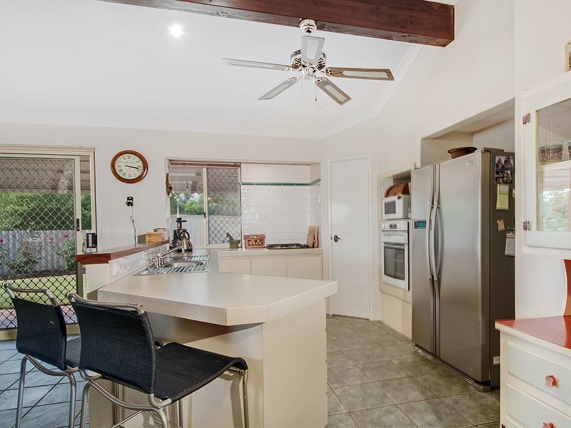 8 Bradshaw Road, Byford WA 6122