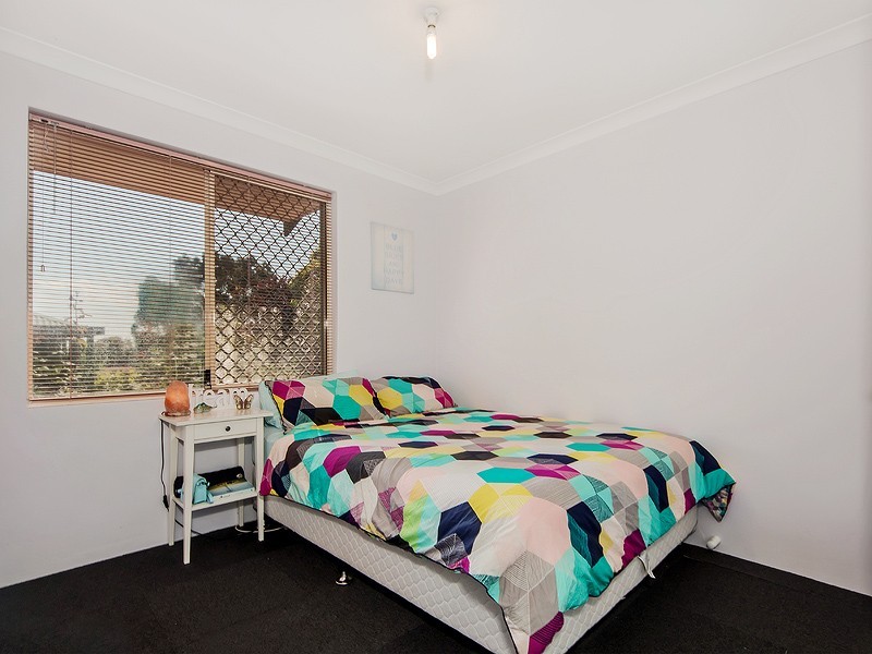 8 Bradshaw Road, Byford WA 6122