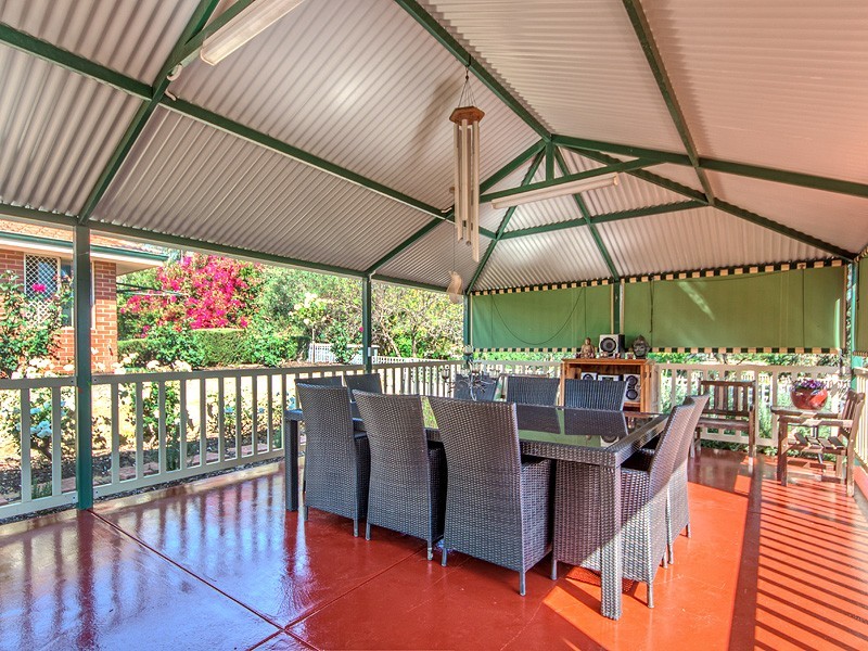 8 Bradshaw Road, Byford WA 6122