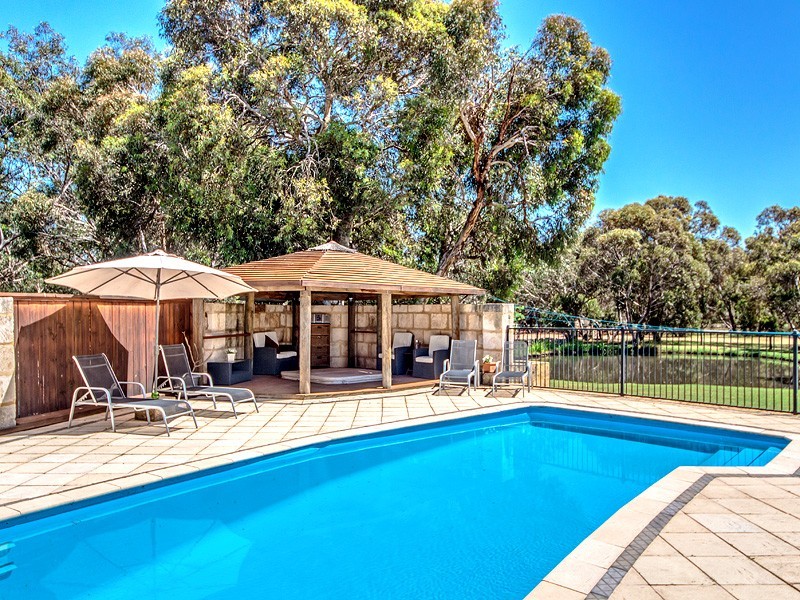 411 Maddington Road, Orange Grove WA 6109