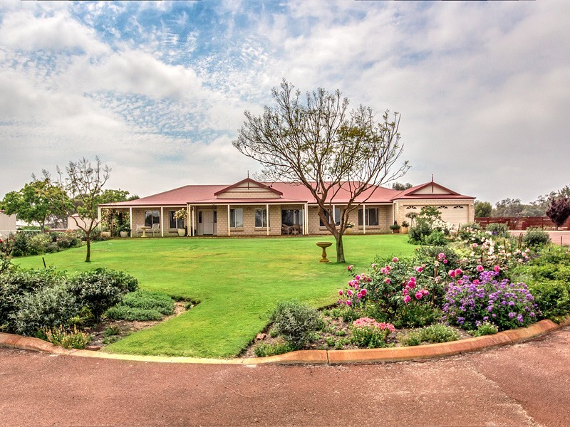 16 Greenhill Grove, Cardup WA 6122