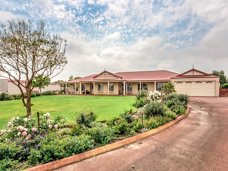 16 Greenhill Grove, Cardup WA 6122