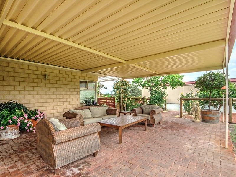 16 Greenhill Grove, Cardup WA 6122