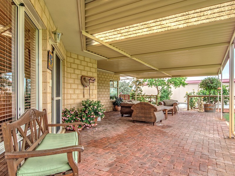 16 Greenhill Grove, Cardup WA 6122