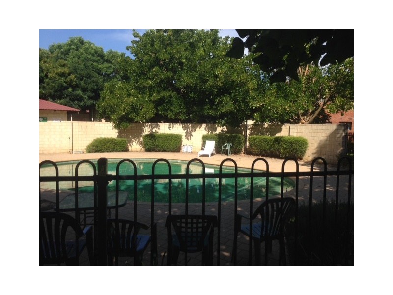 11/2 Benjamin Street, Armadale WA 6112