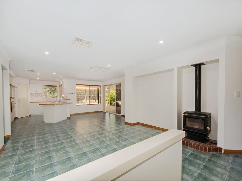 56 Walker Road, Serpentine WA 6125