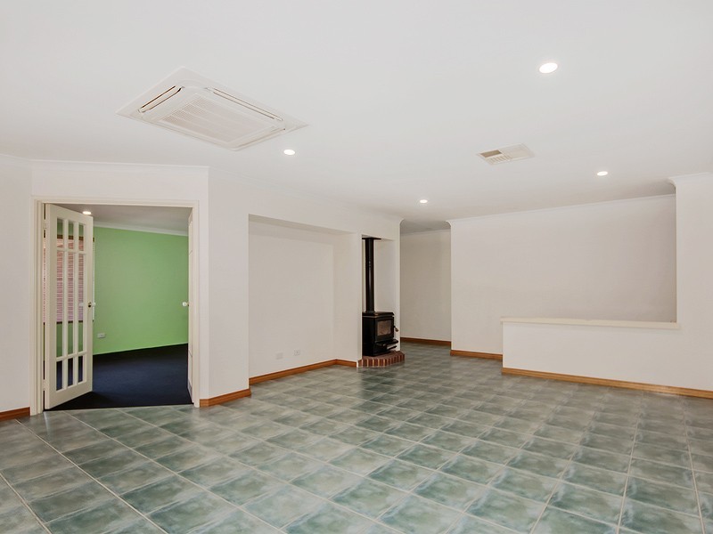 56 Walker Road, Serpentine WA 6125