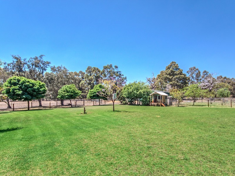 56 Walker Road, Serpentine WA 6125