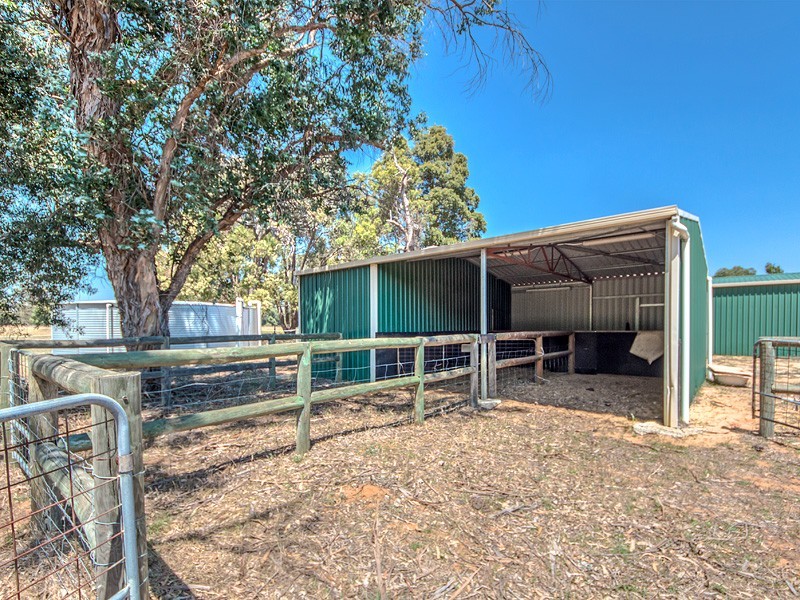 56 Walker Road, Serpentine WA 6125