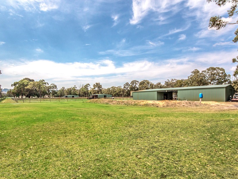 804 Redcliffe Road, Cardup WA 6122