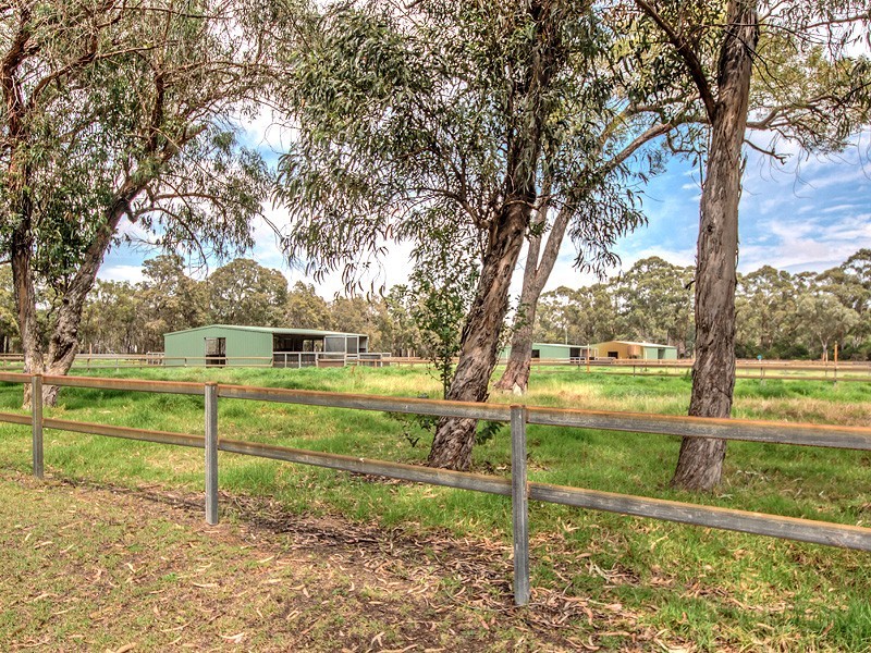 804 Redcliffe Road, Cardup WA 6122