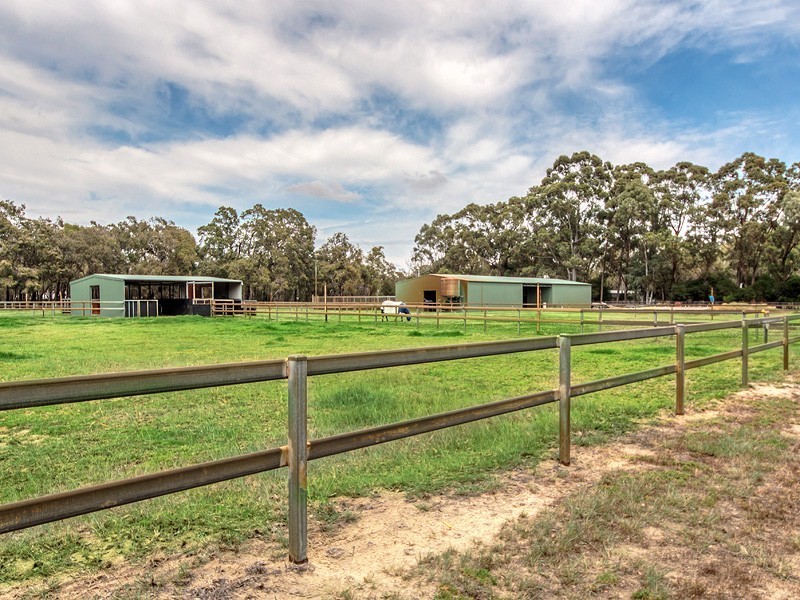 804 Redcliffe Road, Cardup WA 6122