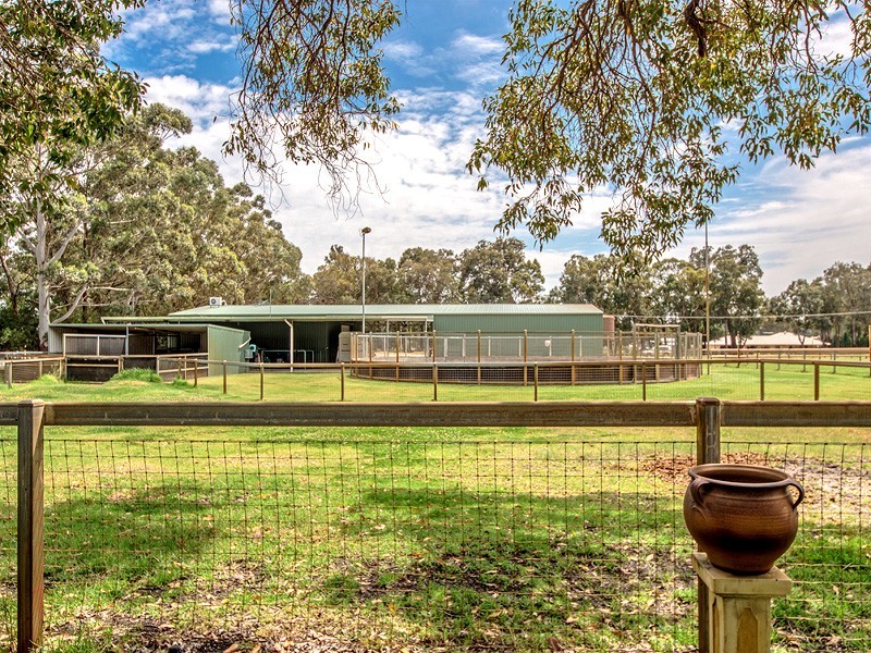 804 Redcliffe Road, Cardup WA 6122