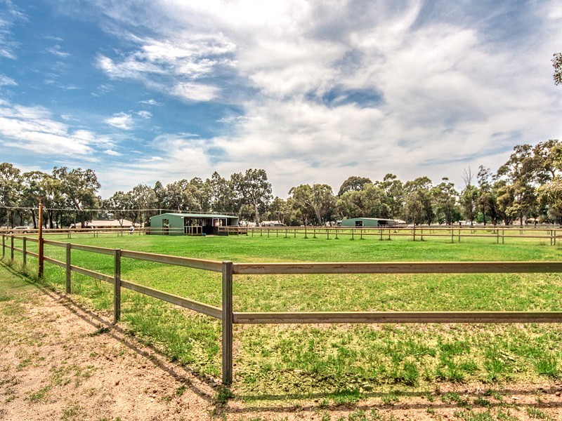 804 Redcliffe Road, Cardup WA 6122