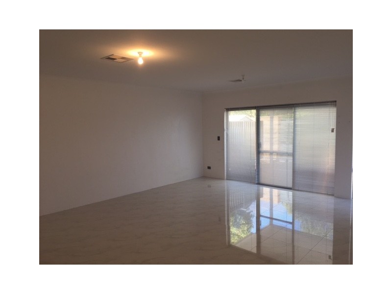 14a ROTSEE PLACE, Champion Lakes WA 6111