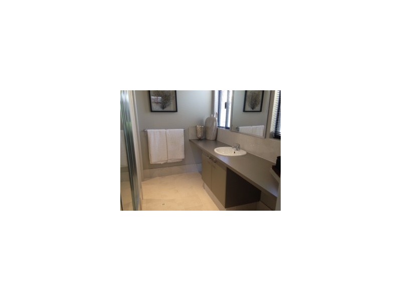 10 Jindabyne Street, Hilbert WA 6112