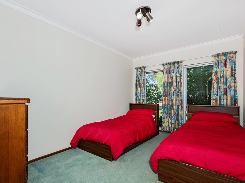 15A Lowanna Way, Armadale WA 6112