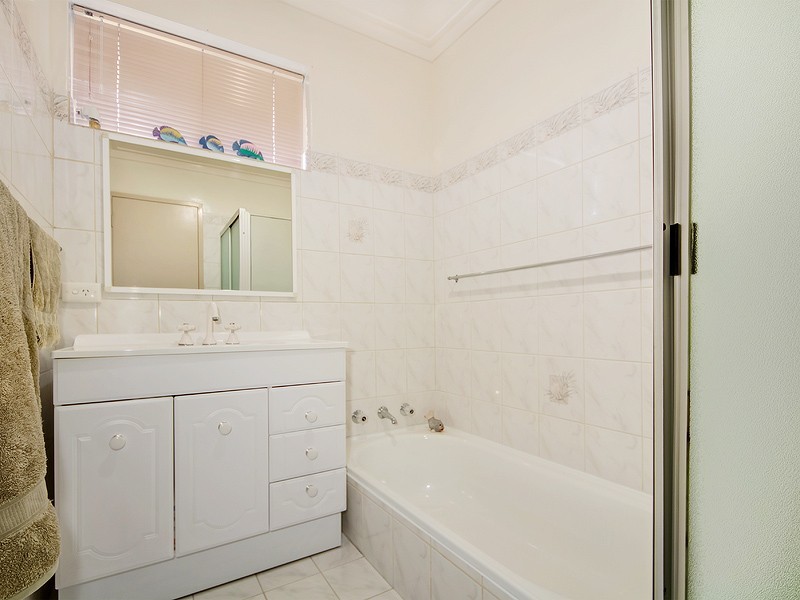 15A Lowanna Way, Armadale WA 6112